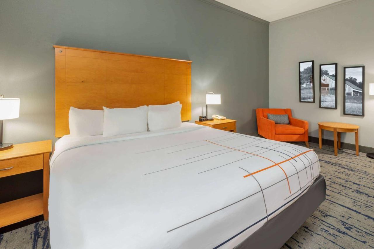 Hotel La Quinta By Wyndham Bridgeport